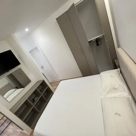 Angolo Toscano Apartment Vlore Exterior photo